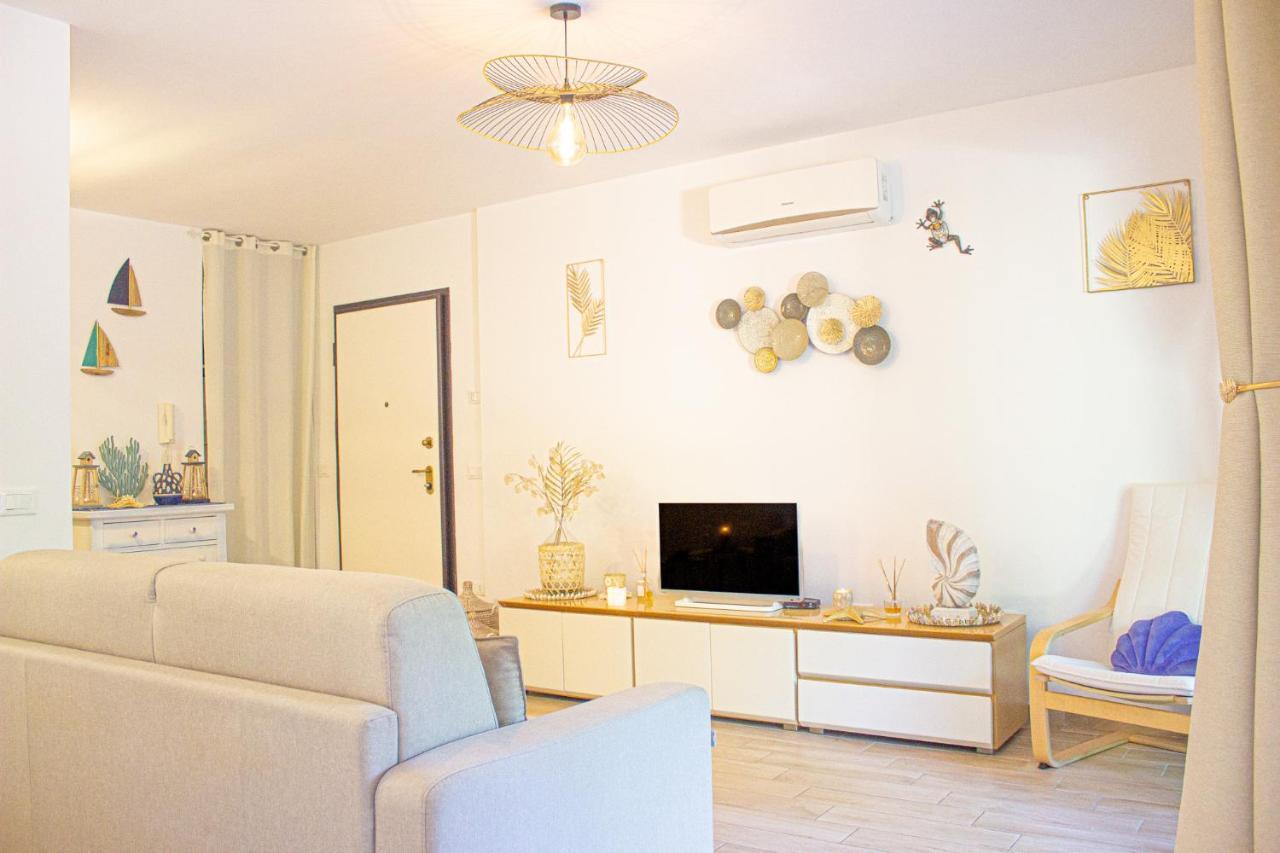 Stella Marina Villa กัสเตลซาร์โด ภายนอก รูปภาพ